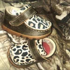 Twisted X-Infant Driving Moc